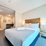 Central City Retreat Chic 1Brstudio Near Sky Tower
